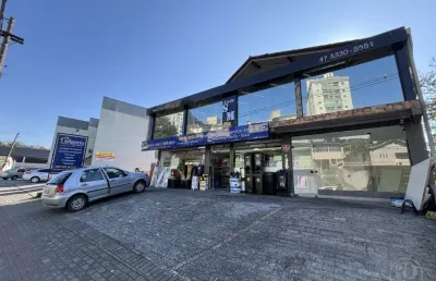 Sala comercial para locação no bairro água verde em blumenau.