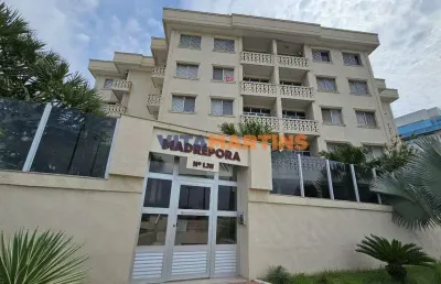 Apartamento de 97m², totalmente mobiliado com 3 quartos (1 suíte) por r$ 1.100.000,00 na praia do forte em cabo frio-rj