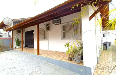 Casa com 3 quartos à venda no armação, penha , 100 m2 por r$ 550.000