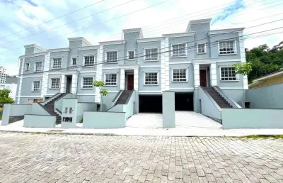 Casa com 2 quartos à venda no garcia, blumenau , 158 m2 por r$ 740.000