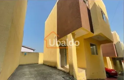 Casa com 2 quartos à venda na Rua Padre José Klaper, 140, Centro, Contenda