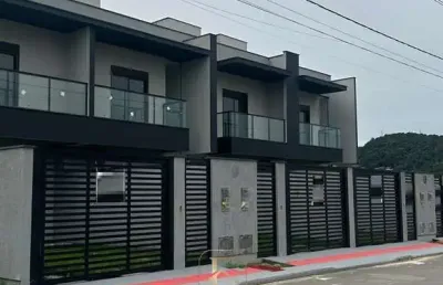 Casa com 3 quartos à venda na Rua Joci Alcides Dos Santos, Forquilhinhas, São José