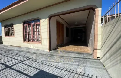 Casa com 3 quartos à venda na Rua Maria Helena Kretzer, Praia Comprida, São José