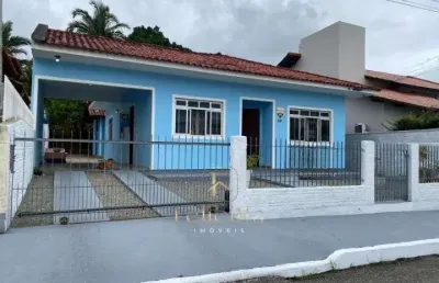 Casa com 3 quartos à venda na Rua Toscánia, Pagani, Palhoça