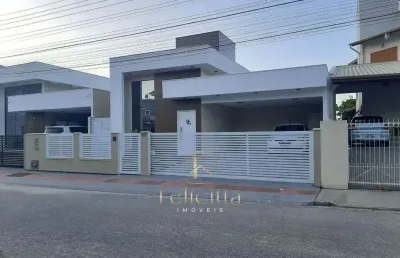 Casa com 3 quartos à venda em Pedra Branca, Palhoça 
