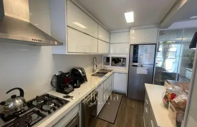 Excelente apartamento à venda de 3 dormitórios e terraço no kobrasol!