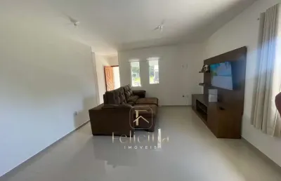 Casa com 03 dormitórios 01 suite em forquilhas m são josé.