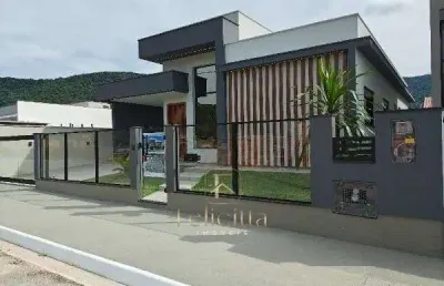 Casa com 03 dormitórios 01 suíte em forquilhas, são josé/sc