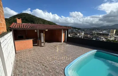 Casa à venda com 03 dormitórios, sendo 1 suíte, em potecas, são josé/sc.