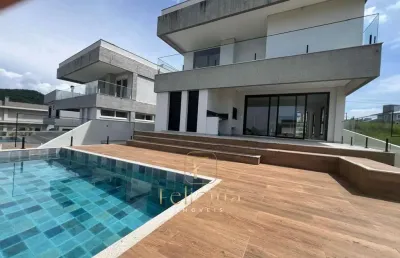 Casa com 03 suítes, 296m², à venda, no bairro pedra branca em palhoça-sc