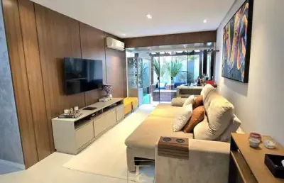 Apartamento com terraço  de 03 dormitórios, sendo 01 suíte, 210 m², à venda, centro de florianópolis