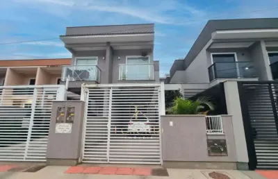 Sobrado com 3 dormitórios 02 banheiros em potecas, em são josé/sc