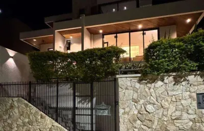 Casa com 4 dormitórios à venda, 310 m² por r$ 3.490.000,00 - joão paulo - florianópolis/sc