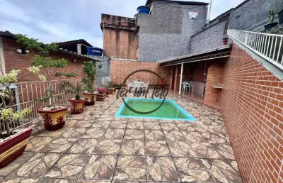 Casa 3 quartos (2 suítes) com piscina e varanda gourmet no progresso!!