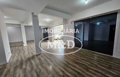 Ponto comercial com 3 salas para alugar na Rua Alferes Poli, 634, Centro, Curitiba