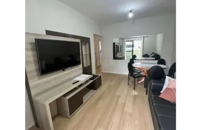 Apartamento 02 quartos para locação anual no bairro centro em balneário camboriú