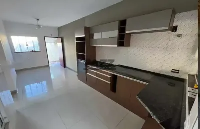 Casa à venda no bairro altos do taquaral, com 175 m², dois quartos, um banheiro e duas vagas de garagem