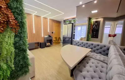 Apto mobiliado, reformado e decorado à venda 2 dorm.