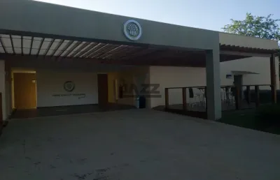Casa à venda com 143 m², três quartos, três banheiros, hidromassagem e quatro vagas de garagem no condomínio park unimep taquaral