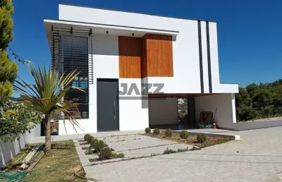 Casa localizada no condomínio vale das águas, em bragança paulista.