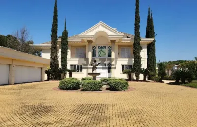 Casa de 4 dormitórios no condomínio recanto das flores