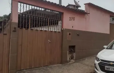 Casa com 5 quartos para alugar na Rua Engenheiro Nelson Teixeira, 275, São Dimas, Conselheiro Lafaiete