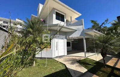Casa com 3 quartos à venda na Rua das Camélias, 897, Pedra Branca, Palhoça