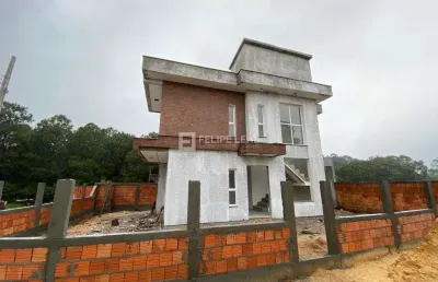 Casa sobrado em são joão do rio vermelho  -  florianópolis