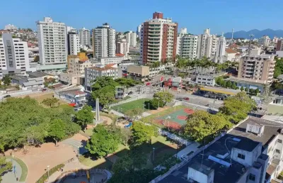 Loja comercial no coração do bairro estreito - florianópolis