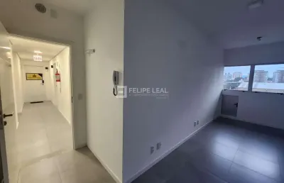 Sala comercial à venda na Avenida Santa Catarina, 1197, Estreito, Florianópolis