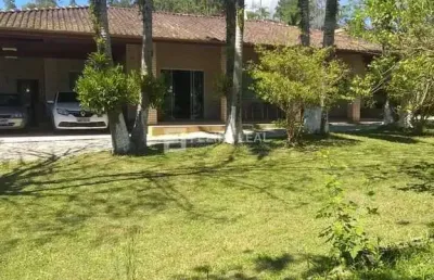 Chácara / sítio com 5 quartos à venda na Estr. Geral Da Encruzilhada, 162, Três Riachos, Biguaçu