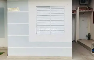 Casa com 2 quartos à venda na Avenida Paulo Roberto Vidal, 1455, Bela Vista, Palhoça