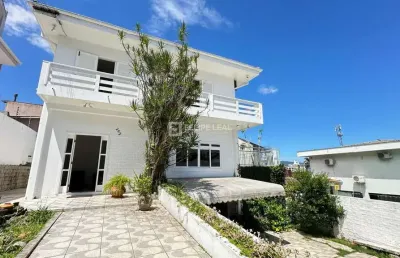 Casa com 4 quartos à venda na Rua Papa João XXIII, 262, Coqueiros, Florianópolis