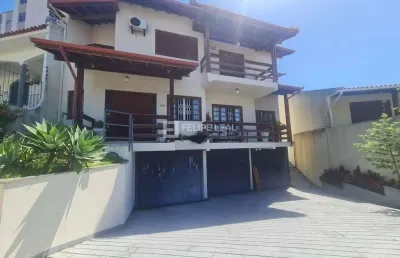 Casa com 4 quartos à venda na Rua Tenente Joaquim Machado, 185, Capoeiras, Florianópolis