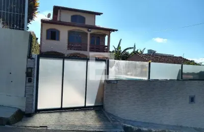 Casa com 3 quartos à venda na Rua Leonildes Coelho, 488, Praia Comprida, São José