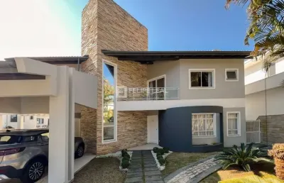Casa com 4 quartos à venda na Rua João Grumiche, Roçado, São José