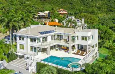 Casa com 7 quartos à venda na Rua Nicolino Tancredo, 243, Praia Brava, Florianópolis