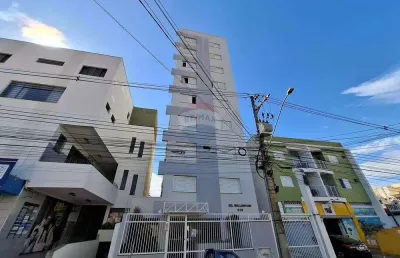 Re/max vende apartamento edifício millenium, 3 q sendo 1 suite e 1 vaga, com 143,03 m2, em são joão da boa vista / sp