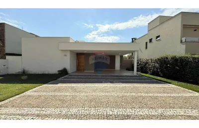 Re/max aluga casa parque das sapucaias 4 suítes com closet- r$ 9.000,00