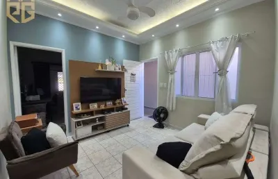 Casa geminada, 2 dorms, 1 suíte, 2 vagas, 92m²,  reformada, ocian