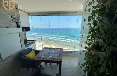 Apto pé areia com 2 dorm sendo 1 suíte, 1 vaga, var gourmet, lazer completo