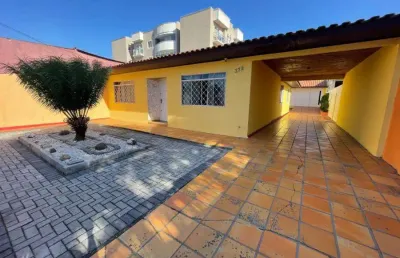 Casa com 3 quartos à venda na rua sezinando martinato da cruz, 372, afonso pena, são josé dos pinhais, 176 m2 por r$ 750.000