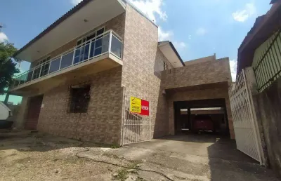 Casa com 3 quartos à venda na rua josé nogueira, 1036, costeira, são josé dos pinhais, 230 m2 por r$ 600.000