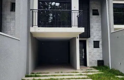 Sobrado 3 quartos venda ao lado do pequeno cotolengo