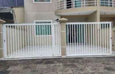 Casa com 3 quartos à venda na Rua Darley S B Mori, 21, Centro, Guaratuba