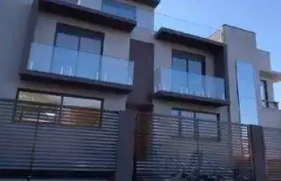 Casa com 3 quartos à venda na Rua Constante Lunardon, 131, Mossunguê, Curitiba