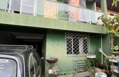 Ideal para cliente investidor,  2 apartamento / 2 kitinetes tudo averbado
