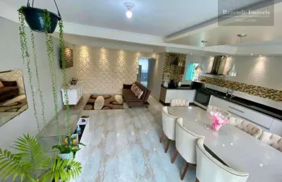 Casa com 3 quartos à venda na Rua Verônica Tribek Moro, 534, Fazendinha, Curitiba