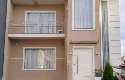 Casa em condomínio com 3 quartos -mobiliada- pinheirinho-curitiba pr