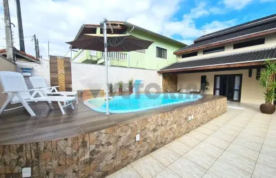 Linda casa de 4 dormitórios com piscina à venda em indaiá caraguatatuba